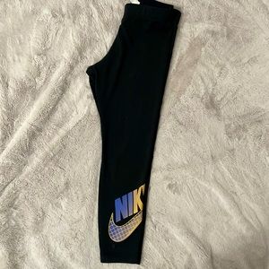 Nike Capri Leggings